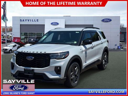 New 2026 Ford Explorer ST-Line w/ ST-Line Street Pack AWD/4WD image 1