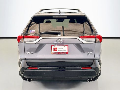Used 2025 Toyota RAV4 XSE AWD/4WD image 5