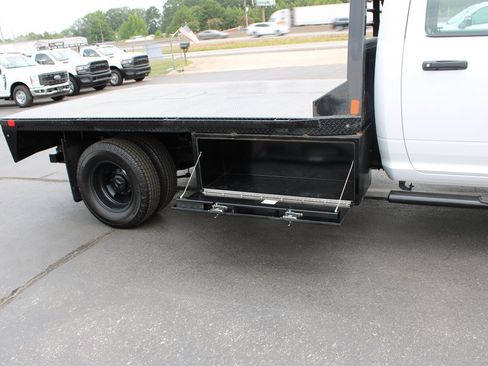 Used 2025 RAM 3500 Tradesman w/ Cold Weather Group AWD/4WD image 33