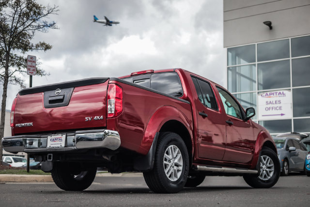 Used 2018 Nissan Frontier SV AWD/4WD image 16