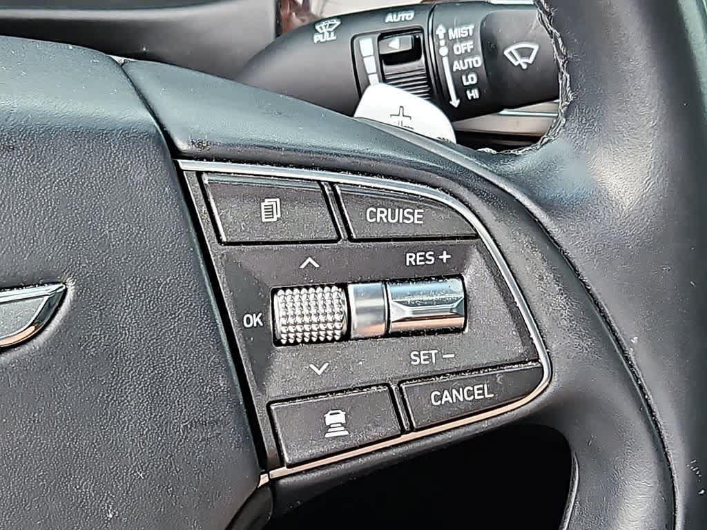 Used 2018 Genesis G90 3.3T Premium AWD/4WD image 22