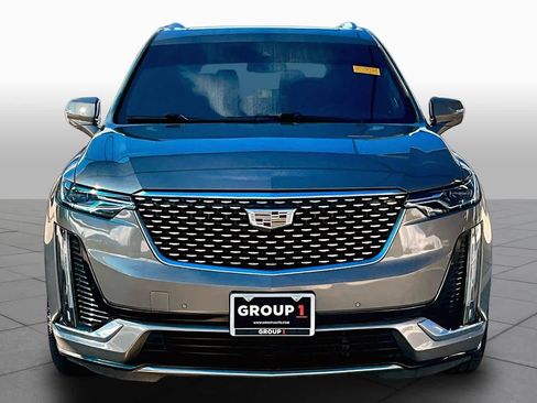 Used 2023 Cadillac XT6 Premium Luxury FWD image 4