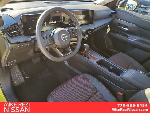 New 2026 Nissan Kicks SR w/ SR Premium Package FWD image 11