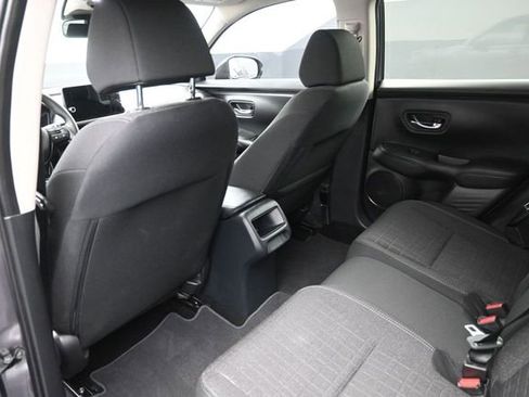 Used 2026 Honda HR-V LX image 2
