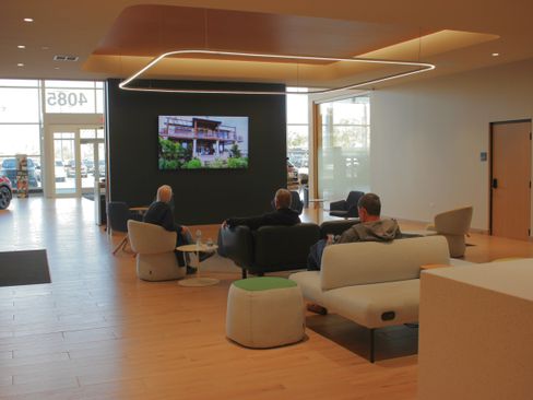 Certified 2020 Kia Niro LX image 12