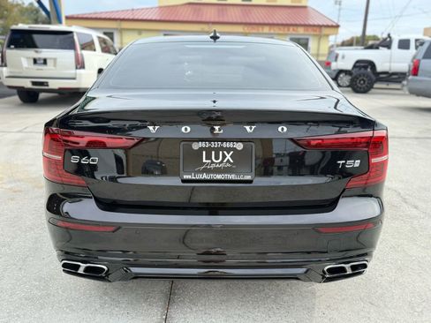 Used 2019 Volvo S60 T5 R-Design image 6