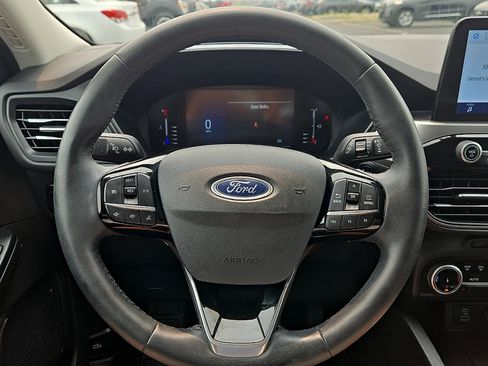 Certified 2023 Ford Escape Active AWD/4WD image 12