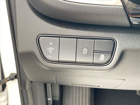 Certified 2024 Kia Seltos S AWD/4WD image 22