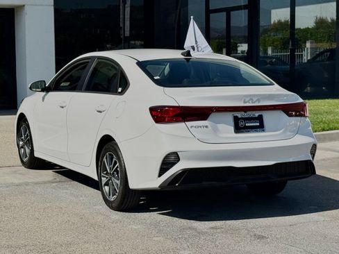 Used 2024 Kia Forte LXS FWD image 10