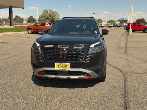 Used 2026 Nissan Pathfinder Rock Creek AWD/4WD image 3
