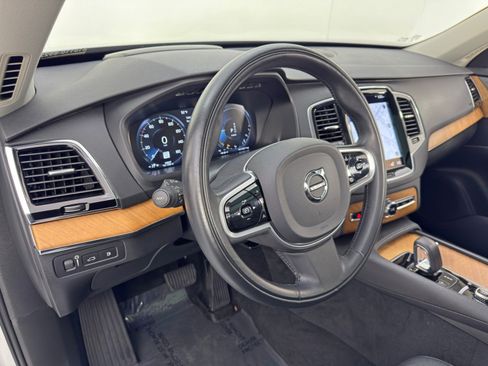Used 2022 Volvo XC90 T8 Inscription Expression w/ Advanced Package image 14