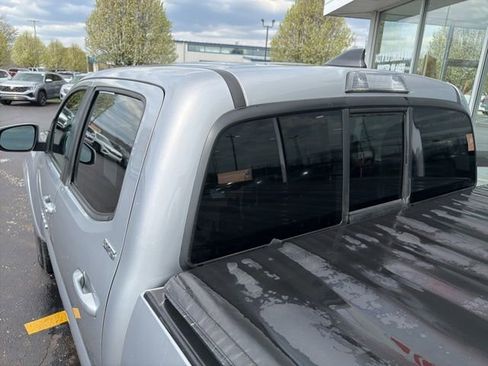 Used 2017 Toyota Tacoma SR5 image 14