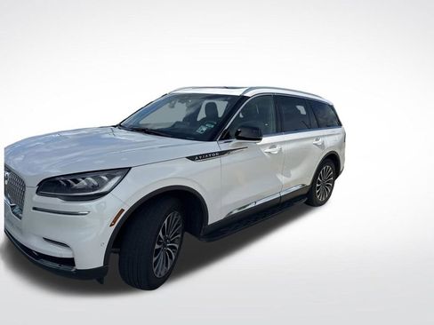 Used 2022 Lincoln Aviator Reserve w/ Equipment Group 201A AWD/4WD image 3