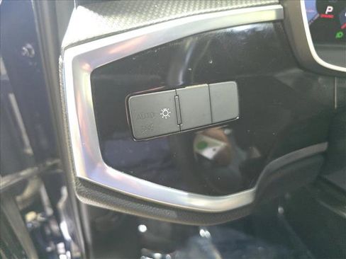 Used 2021 Audi Q3 2.0T Premium AWD/4WD image 26