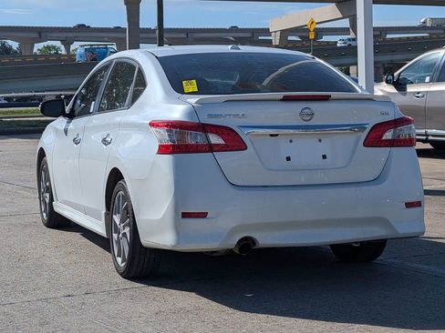 Used 2015 Nissan Sentra SR w/ SR Premium Package image 4
