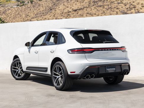 New 2026 Porsche Macan AWD/4WD image 3