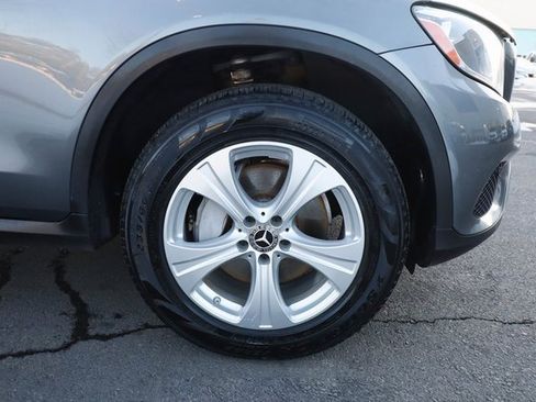Used 2018 Mercedes-Benz GLC 300 4MATIC image 27