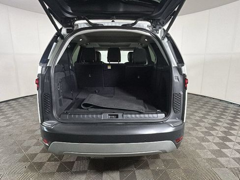 Used 2024 Land Rover Discovery S AWD/4WD image 30