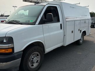 Used 2024 Chevrolet Express 3500 w/ Power Convenience Package RWD video 1