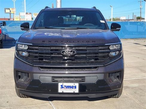 New 2025 Ford Expedition Platinum w/ Stealth Appearance Package image 11