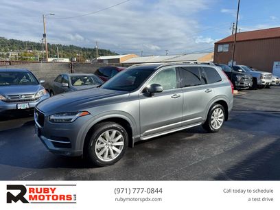 Used 2016 Volvo XC90 T6 Momentum w/ Momentum Plus Package