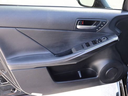 Used 2024 Lexus IS 500 RWD image 12