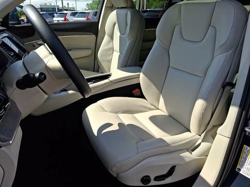 Certified 2023 Volvo XC90 B6 Plus w/ Protection Package AWD/4WD image 15