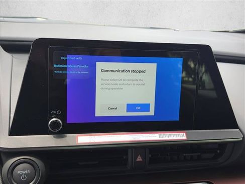 New 2026 Toyota Prius Plug-In Hybrid FWD image 19