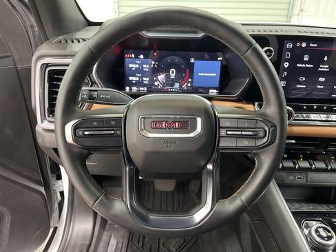 Used 2024 GMC Canyon AT4 w/ Canyon Safety Plus Package image 18