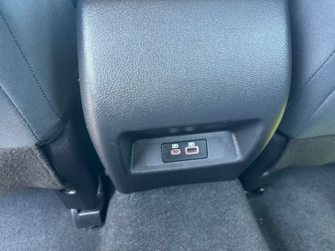 Used 2025 Nissan Altima 2.5 SV FWD image 22