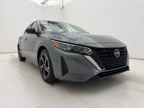 Used 2024 Nissan Sentra SV image 10