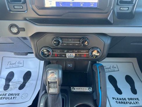 Used 2023 Ford Bronco Black Diamond w/ Sasquatch Package AWD/4WD image 40