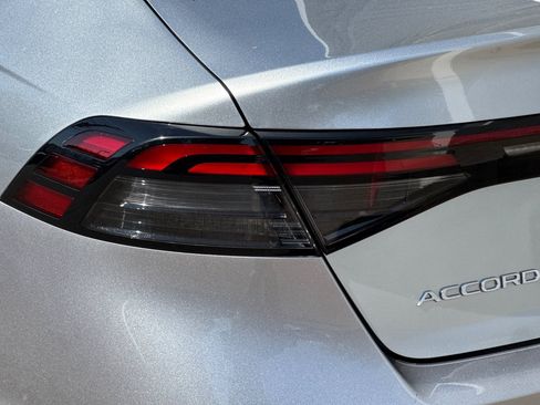 Used 2024 Honda Accord EX image 27