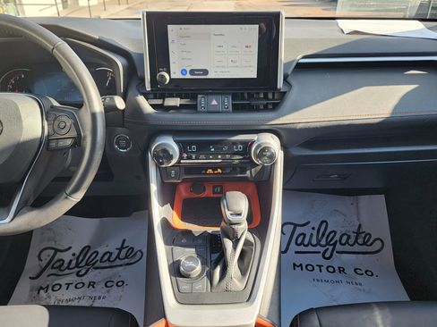 Used 2024 Toyota RAV4 Adventure image 18