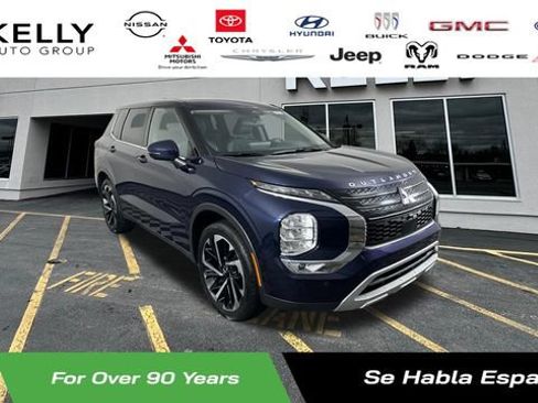 Used 2022 Mitsubishi Outlander SE FWD image 1