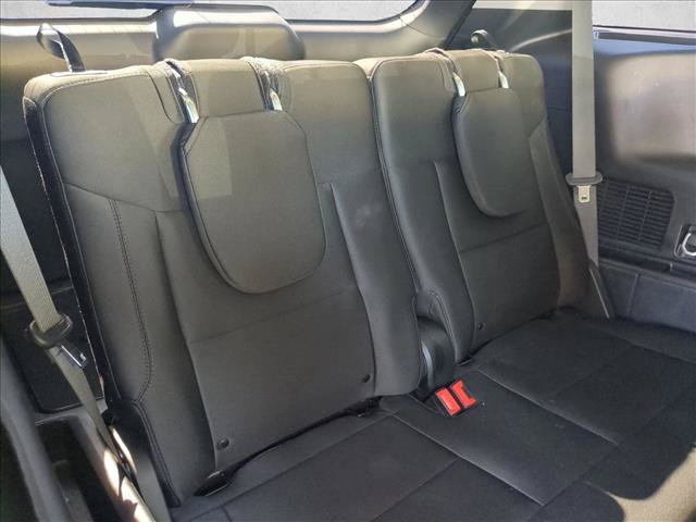 Used 2024 Ford Explorer XLT RWD image 19