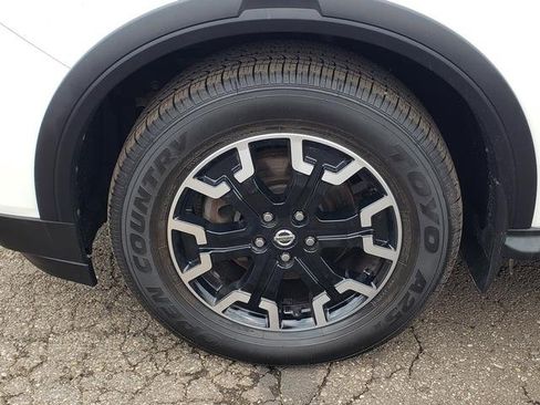 Used 2019 Nissan Pathfinder SL w/ Rock Creek Edition image 21