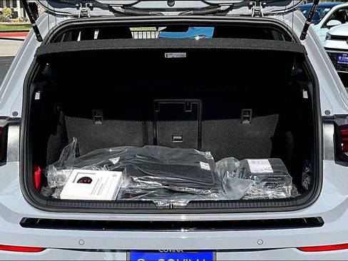 New 2026 Volkswagen GTI SE image 26