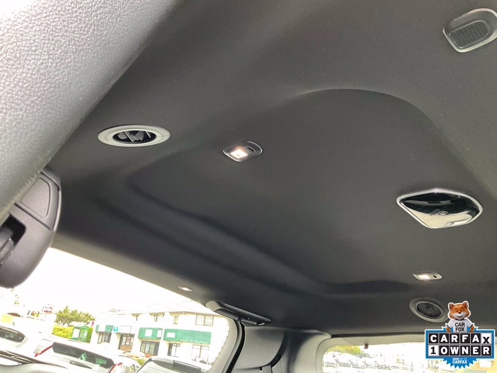 Used 2023 Chrysler Pacifica Limited w/ Uconnect Theater Family Group FWD image 61
