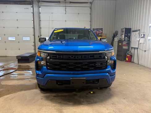 Used 2023 Chevrolet Silverado 1500 Custom AWD/4WD image 3
