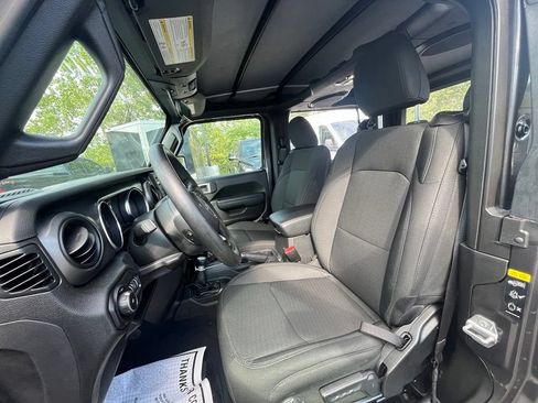 Used 2022 Jeep Wrangler Sport AWD/4WD image 10