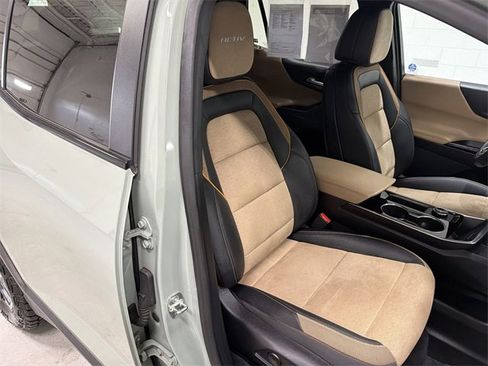 Certified 2026 Chevrolet Equinox ACTIV w/ Convenience Package III image 18