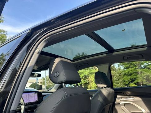 Used 2025 Audi Q5 Premium w/ Convenience Package AWD/4WD image 17