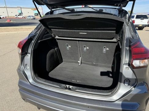 Used 2023 Nissan Kicks SR w/ SR Premium Package image 34