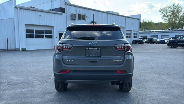 Used 2022 Jeep Compass Limited w/ Sun and Sound Group AWD/4WD image 7