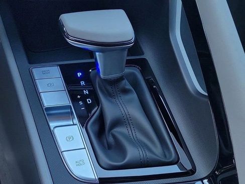 New 2025 Hyundai Elantra SEL FWD image 30