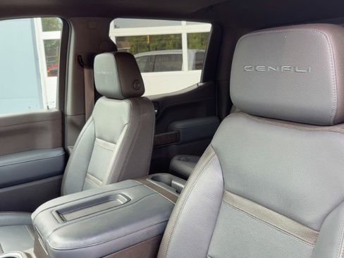Used 2021 GMC Sierra 1500 Denali AWD/4WD image 10