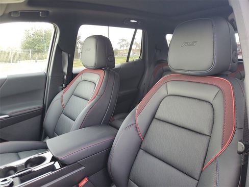 New 2026 Chevrolet Equinox RS w/ Convenience Package III image 16