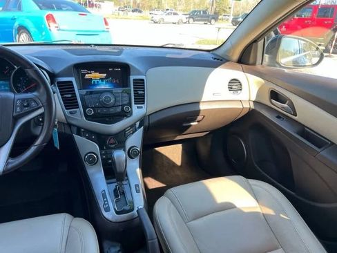 Used 2013 Chevrolet Cruze LT image 15