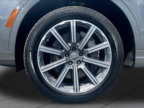 Used 2017 Audi Q7 2.0T Premium Plus w/ Premium Plus Package AWD/4WD image 11